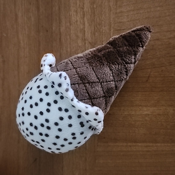 Wonder & Wise Ice Cream Play Food Set - Picture 5 of 15